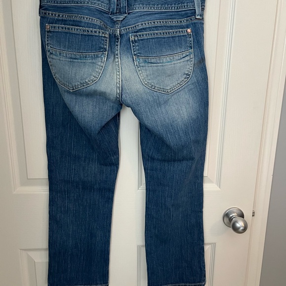 Gap low, rise, cropped size 4 jeans - Picture 3 of 3